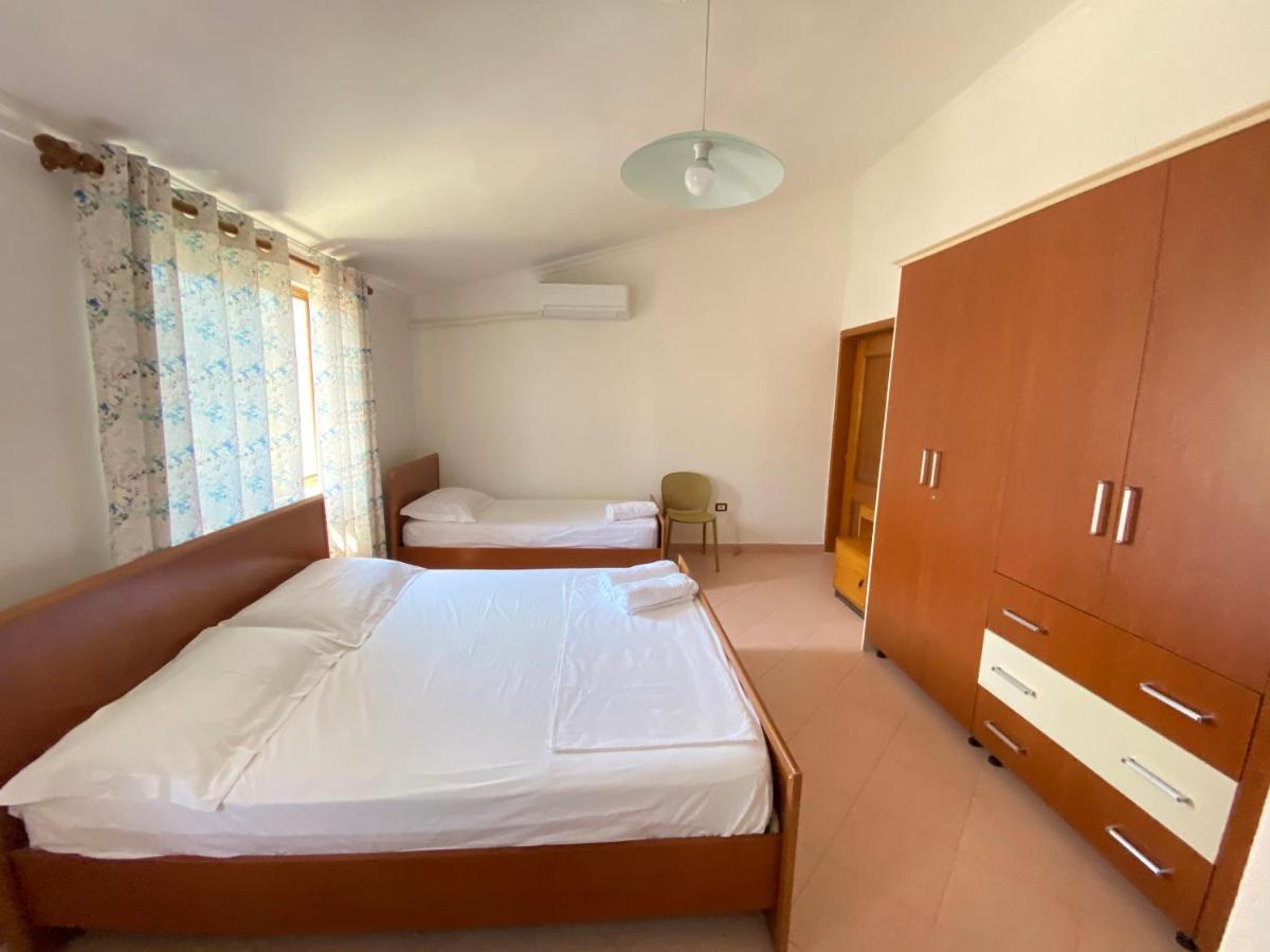 Guest House Lionel Дуррес Экстерьер фото